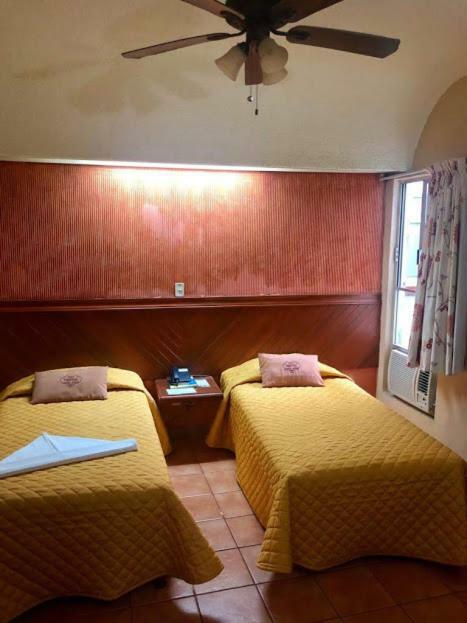 Hotel Virreynal Кордова Экстерьер фото